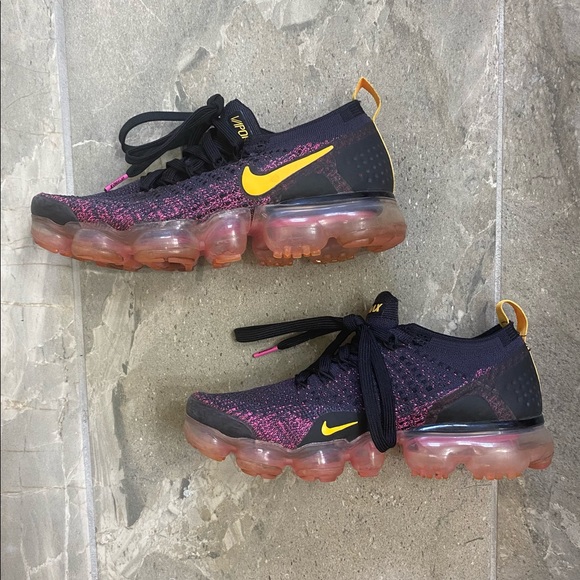 Nike Air Vapormax Flyknit 2 Women's 6.5 Pink Blast - Picture 6 of 9